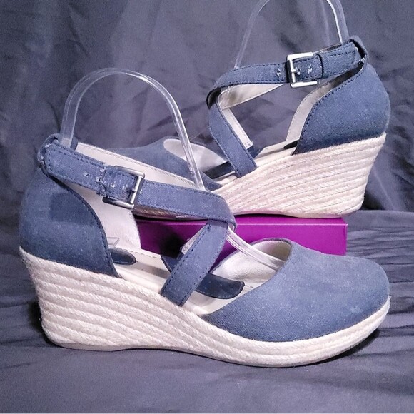 BOC Women's Bree Espadrille Wedge Sandals Size 8 Dark Blue Canvas - Picture 2 of 14